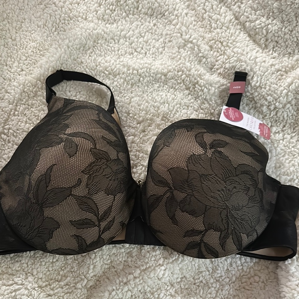 Cacique Black Structured Bra with Molded Cups